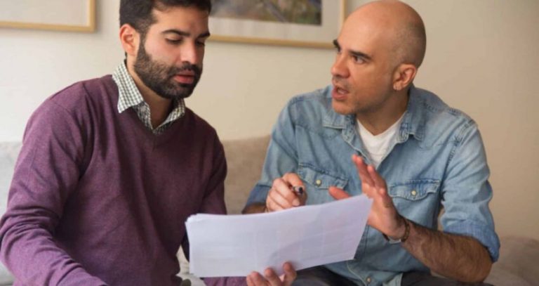 Herencia sin testamento entre hermanos: pasos a seguir